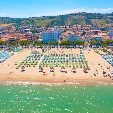 Residence Abruzzo Resort Tortoreto Ngoại thất bức ảnh