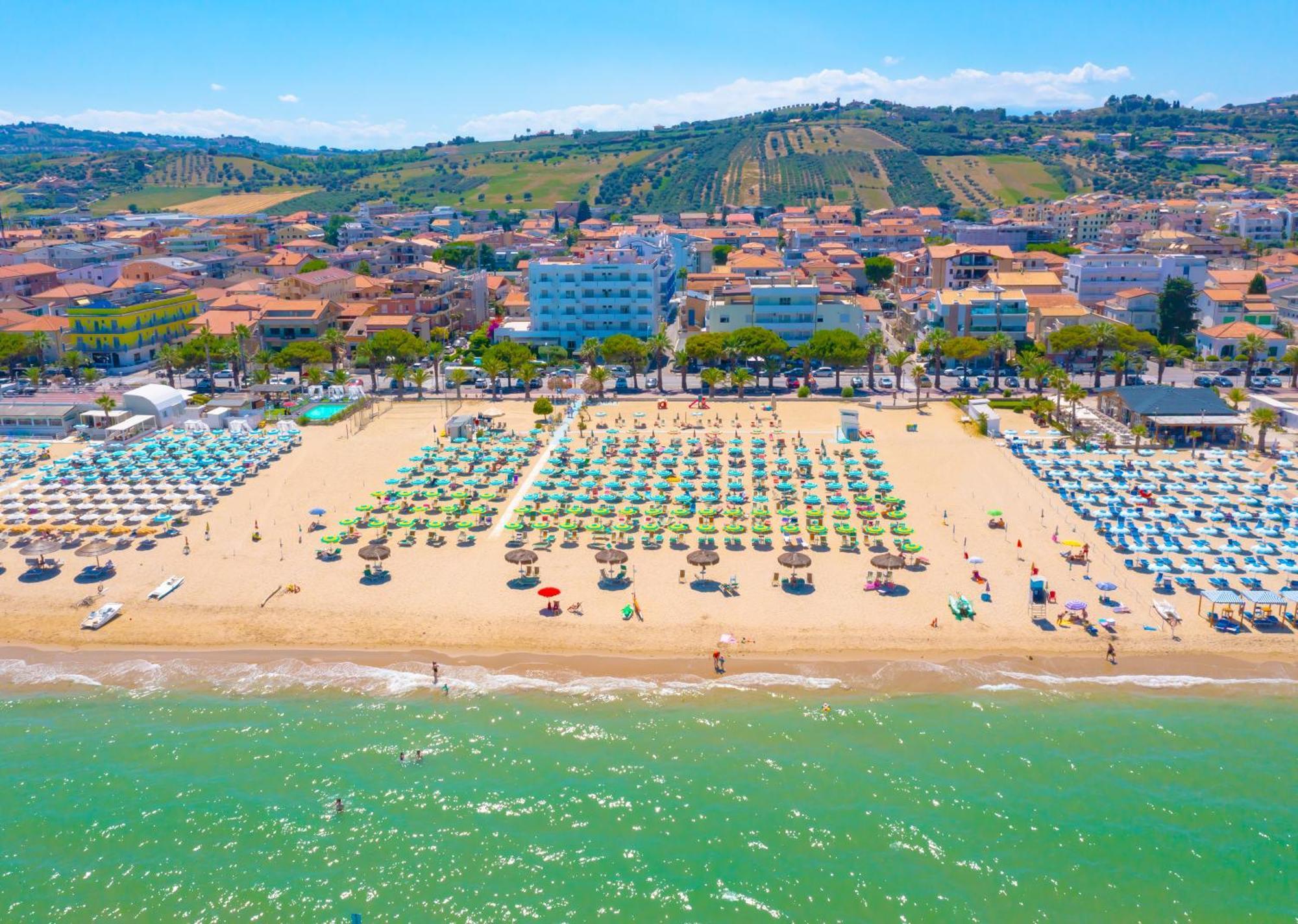 Residence Abruzzo Resort Tortoreto Ngoại thất bức ảnh