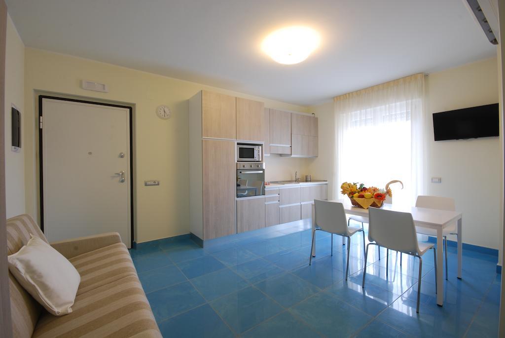 Residence Abruzzo Resort Tortoreto Phòng bức ảnh