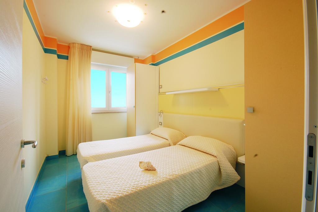 Residence Abruzzo Resort Tortoreto Phòng bức ảnh